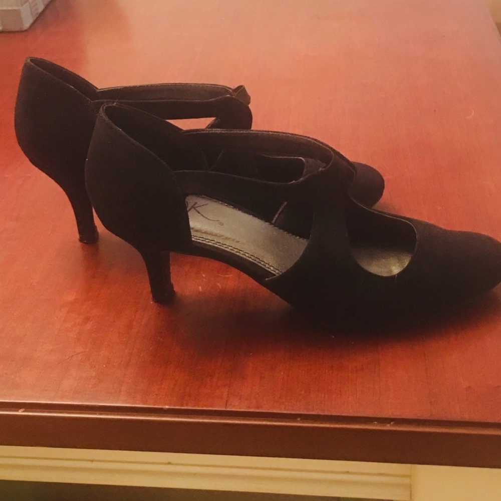Black heels